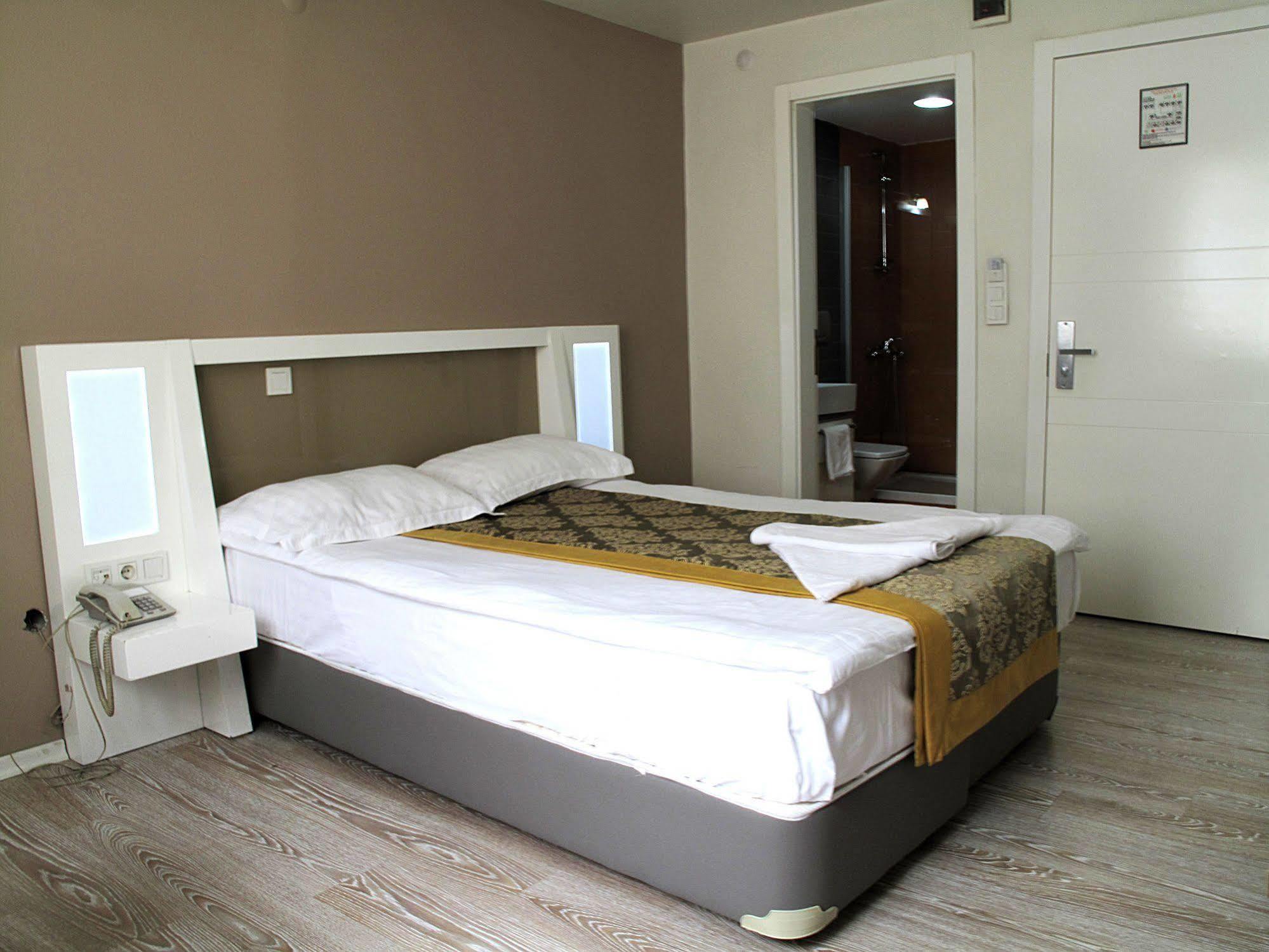Grand As Hotel Istambul Extérieur photo